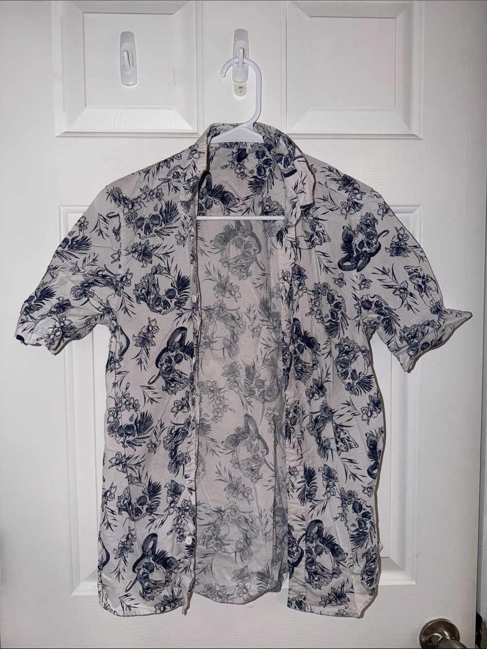 H&M White Short-Sleeve Button-Down Shirt with Navy Floral Print